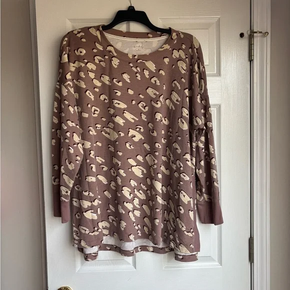 Wonderly Mauve and Cream Leopard Print Long Sleeve Top - Picture 1 of 5